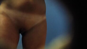 Sexe flexible pornofrancais avec la magnifique Anita Bellini de Perfect Gonzo